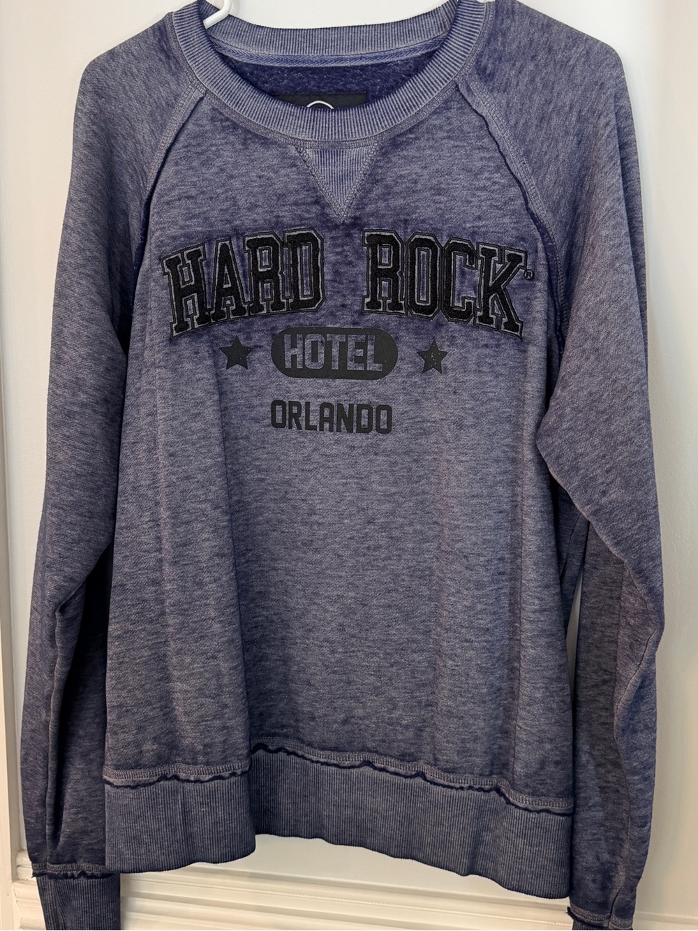 HARD ROCK Orlando Burn-out sweatshirt size small EXCELLENT CONDITION